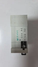 کلید مینیاتوری 2 پل 32 آمپر Eaton Moeller xPole مدل PLSM-C32/2 با قدرت قطع 10kA - Image 4